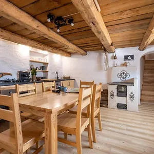 Regle 5 Guide's House Apartament